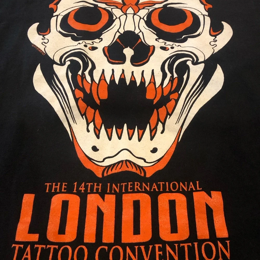 Large black tee London Tattoo convention euc - Picture 3 of 6